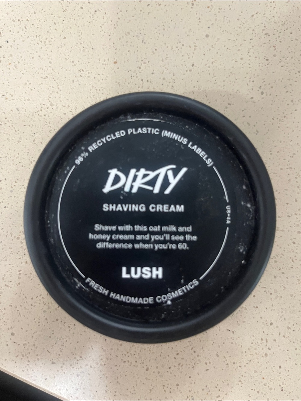 LUSH Dirty Shaving Cream - Black